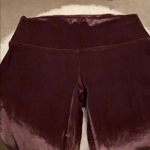 NWT Lululemon wonder under lounge